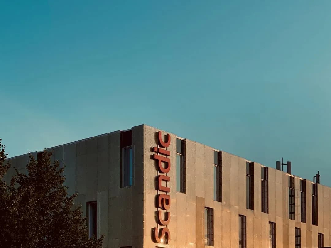 The front of the inn on a bright morning